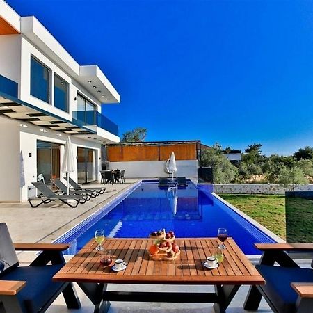 Villa Lycian-Kalkan 3 Bedroom-2 Jakuzzies-Sauna-Turkish Hamam-Huge Private Pool&lovely garden Kaş Luaran gambar