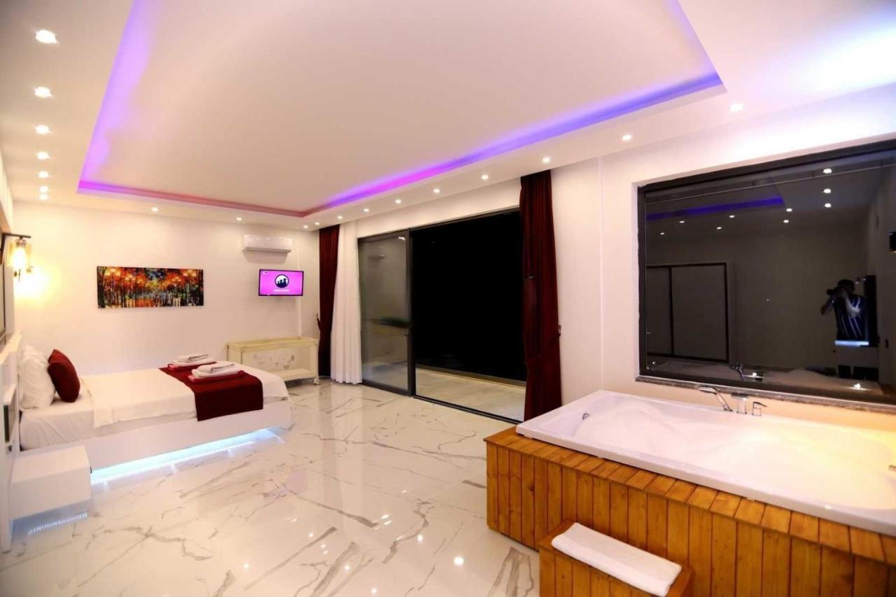 Villa Lycian-Kalkan 3 Bedroom-2 Jakuzzies-Sauna-Turkish Hamam-Huge Private Pool&lovely garden Kaş Luaran gambar