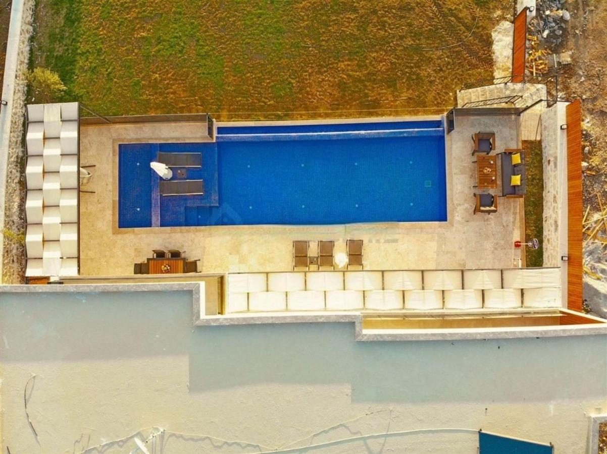 Villa Lycian-Kalkan 3 Bedroom-2 Jakuzzies-Sauna-Turkish Hamam-Huge Private Pool&lovely garden Kaş Luaran gambar